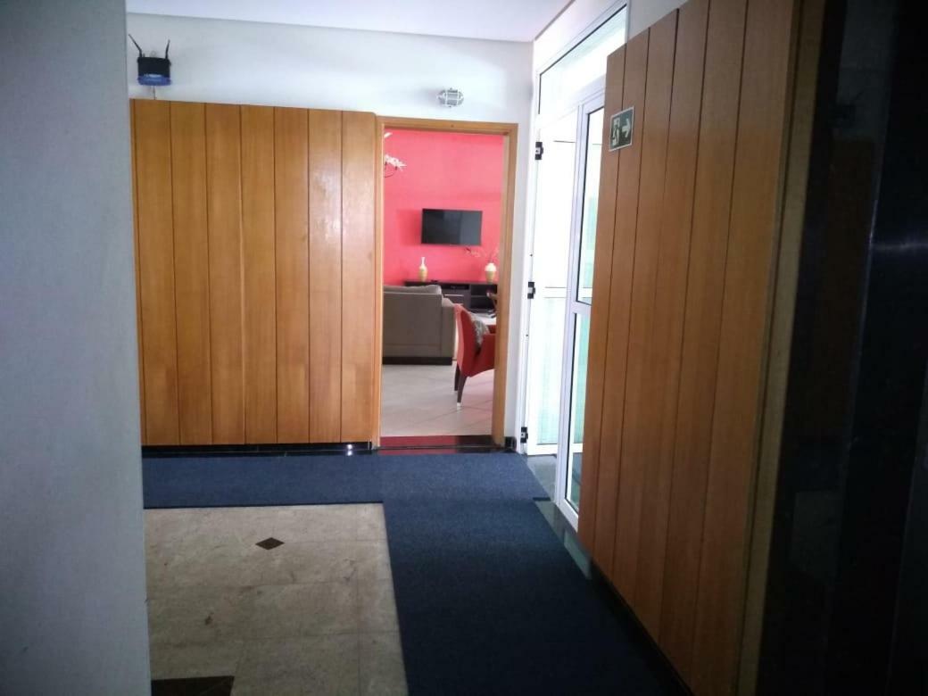 01 Quadra Da Apartamento
